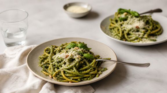 Astuces pour mettre en valeur vos plats grâce à la disposition sur la table