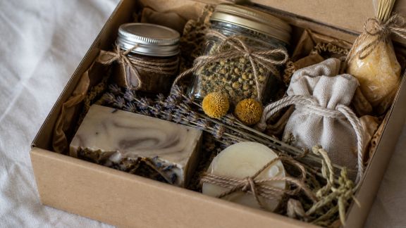 Offrir un kit fait-maison : idées économiques pour personnaliser ses présents