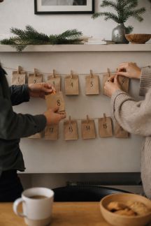 Créer un calendrier de l’Avent pour une colocation : astuces et inspirations